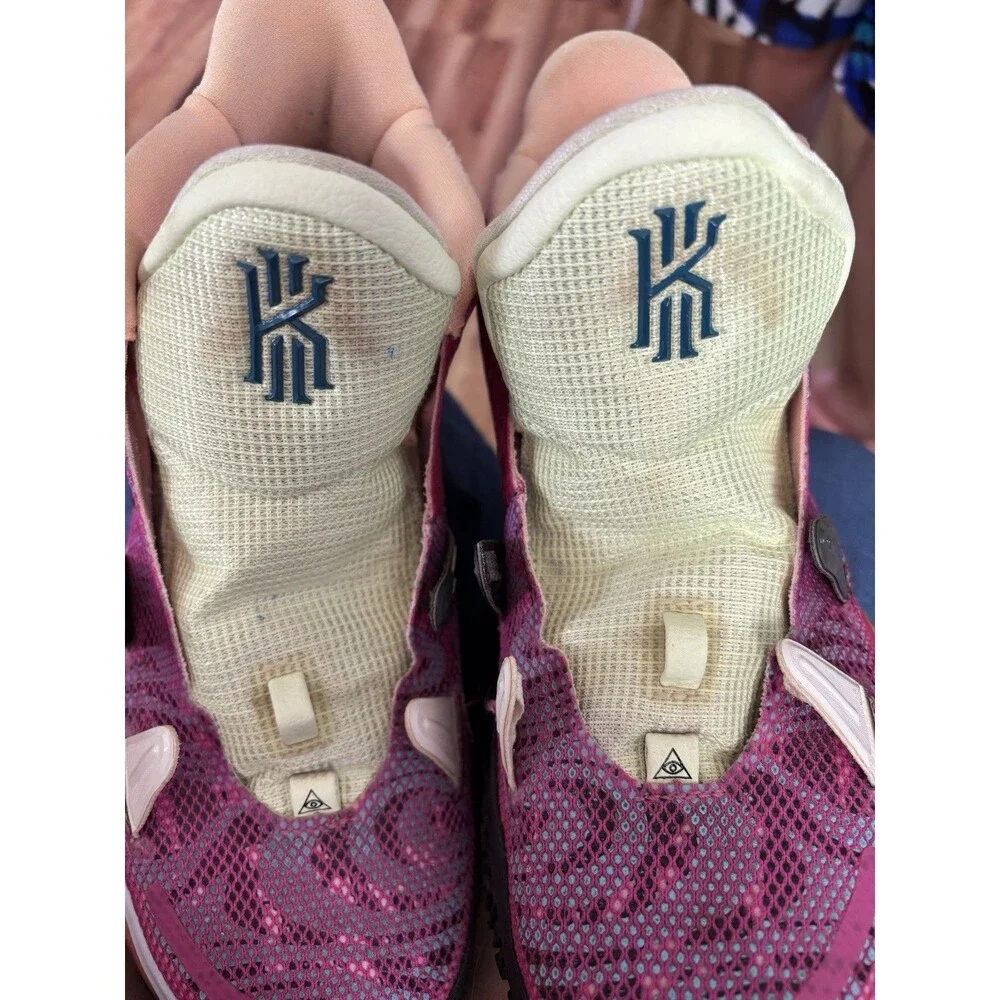 Nike Kyrie 7 Size 6.5 DC0588-601 Preowned Tenis